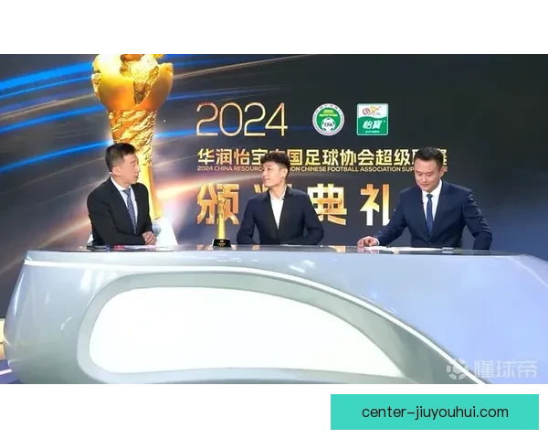 武磊单季三十四球打破中超进球纪录见证本土射手巅峰时刻闪耀历史